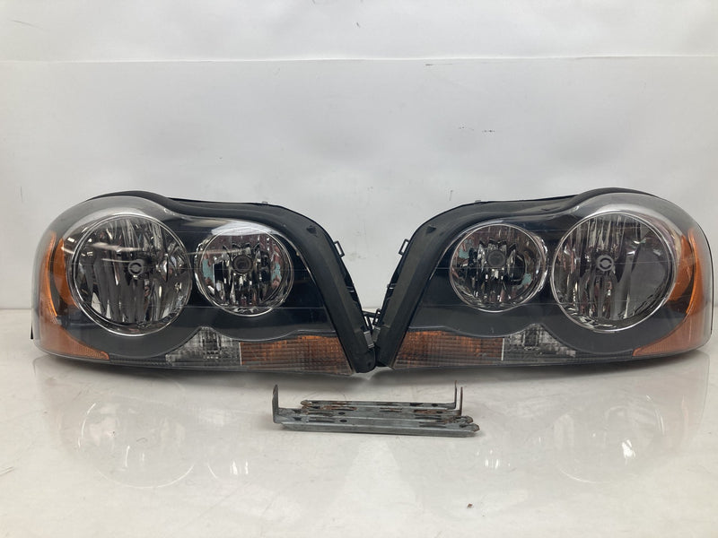 2005 Volvo XC90 I 275 Headlight Set Assembly Pair LH RH 00070336 00029606 #4840M