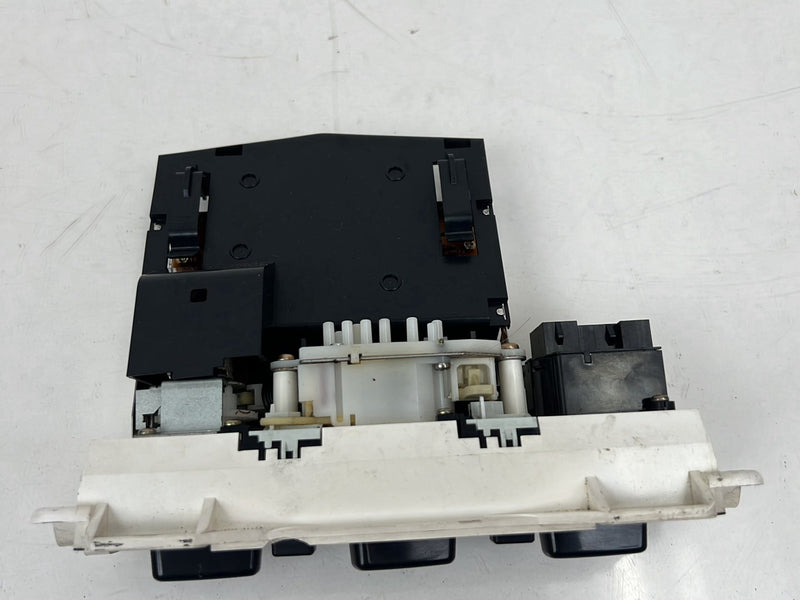1990-1992 Volvo 740 745 940 HVAC Heat AC Climate Control Switch Panel OE #5897EM