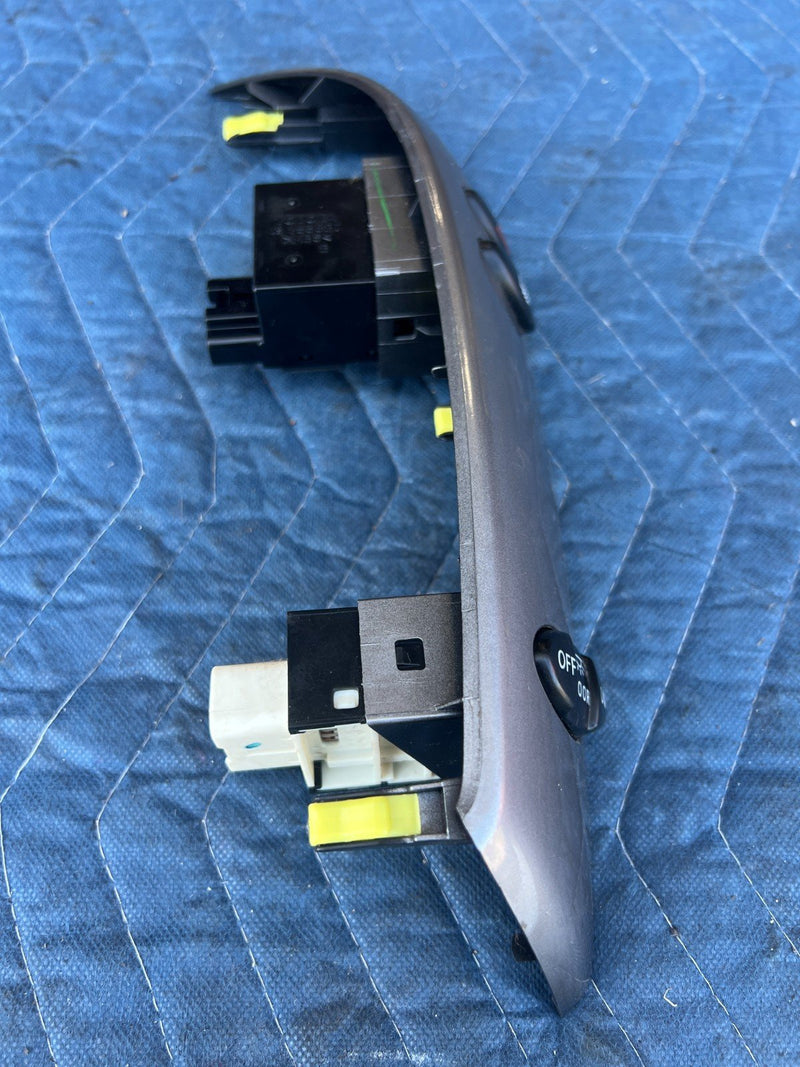2004-2010 Toyota Sienna Dash Center Console Hazard Defrost Switch Trim OE#3578EM