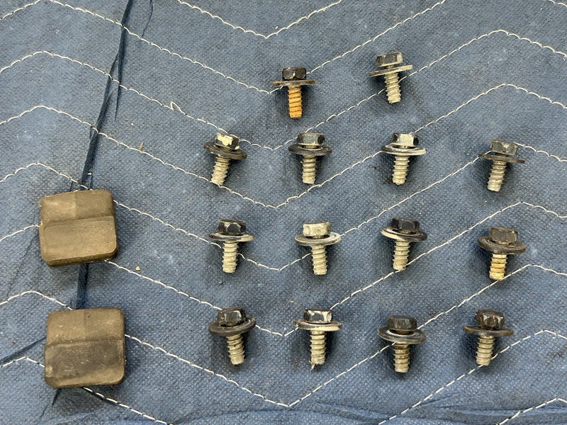 1993-1997 Volvo 850 850R Front Fender Mounting Screws Hardware Bolts OEM #4553E