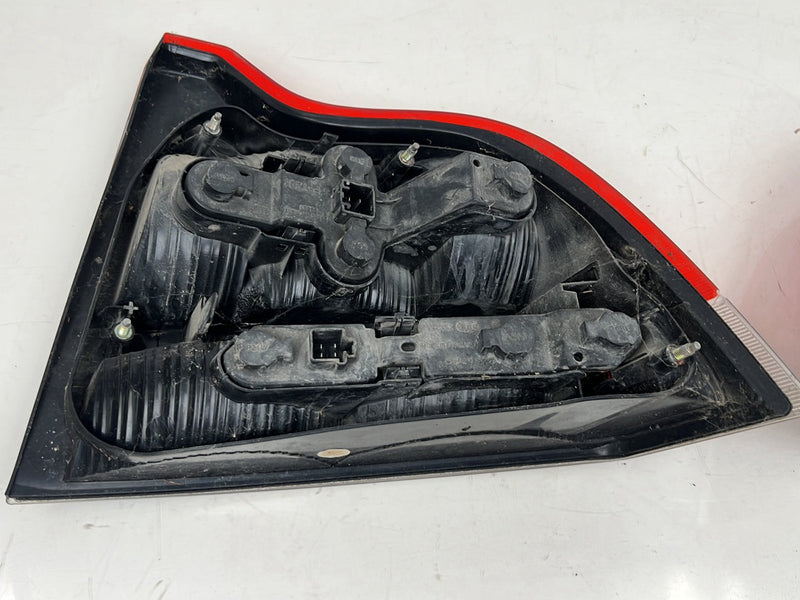 2001-2004 Volvo S60R S60 Right & Left Rear Tail Light Assembly Pair OEM #5772EM