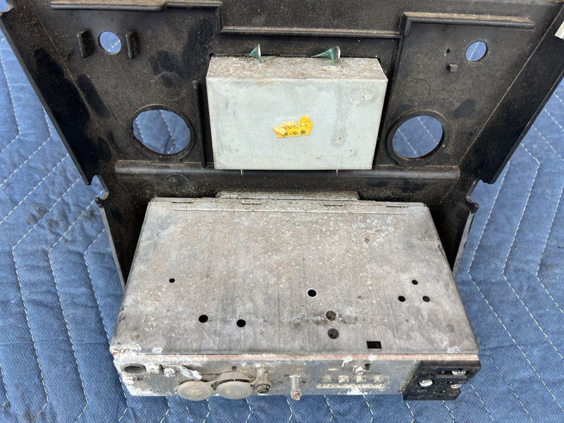 1966-1974 BMW 2002 Tii Ti E10 Radio US Type AM FM Blaupunkt Frankurt OEM #3916M