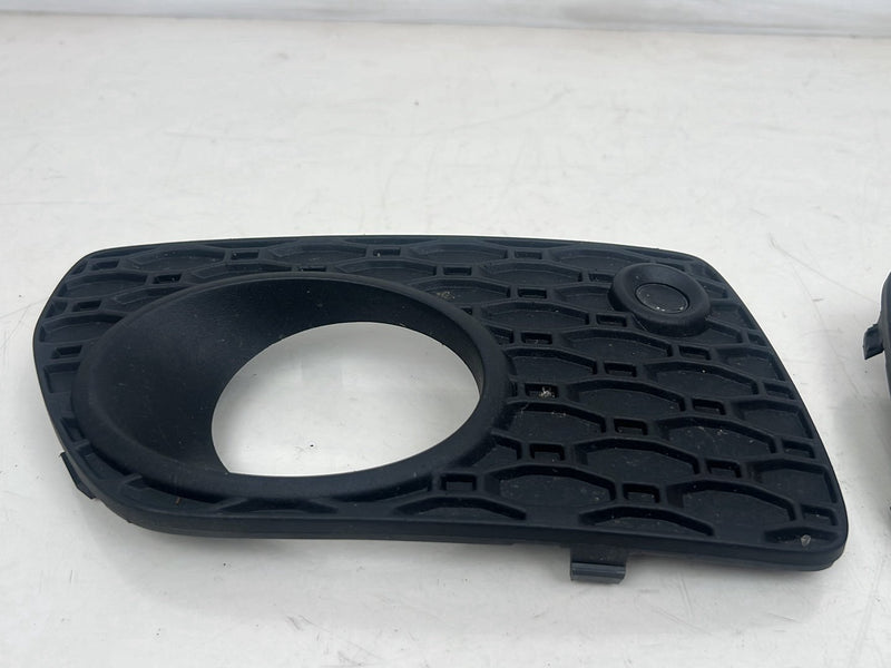 2008-2013 Volvo XC70 Front Bumper Right & Left Fog Light Trim Pair OEM #6364EM