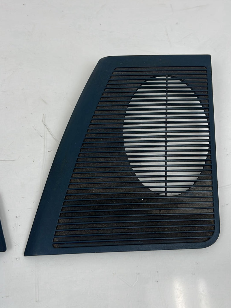 1988-1994 Chevrolet Silverado Sierra Dash Speaker Grille Trim Blue OEM #5499EM