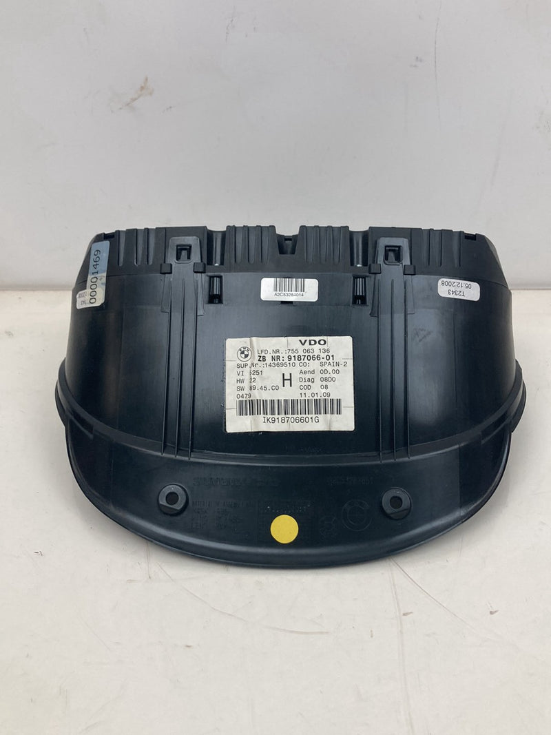 2009-2011 BMW 328i E90 Gauge Cluster Speedometer 9187066 OEM #4758M