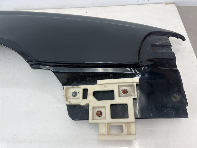 1998-2000 Volvo S70 V70 XC Front Passenger Right Fender Trim Black OEM #6902EM