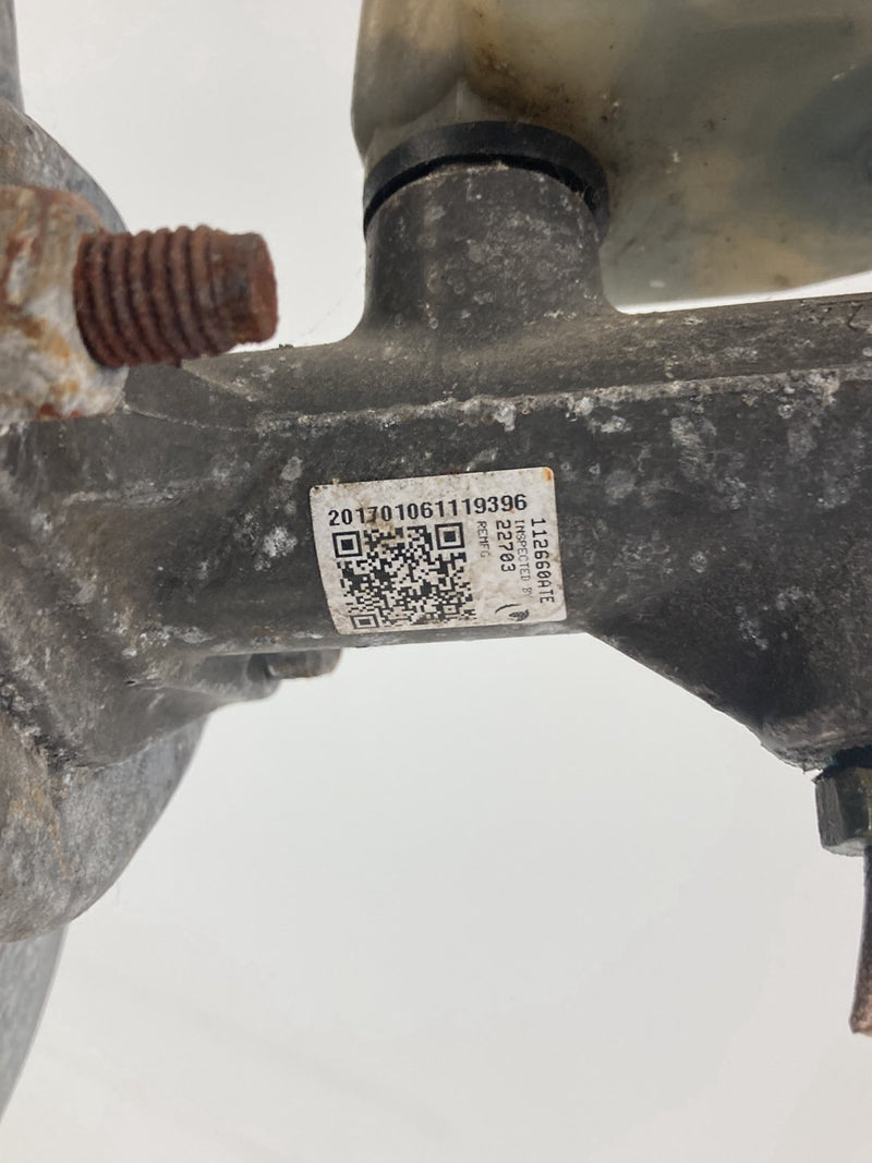 1992 Volvo 940 944 - Brake Booster Master Cylinder PN: 3530354