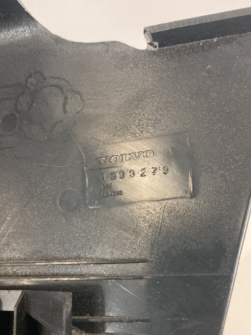 1992 Volvo 940 944 - Kick Panel PN: 1393279 1393269