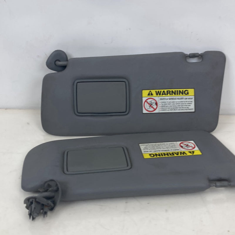 2002-2004 Honda CR-V RD2 Sun Visor Pair Gray Left Right OEM #5081M