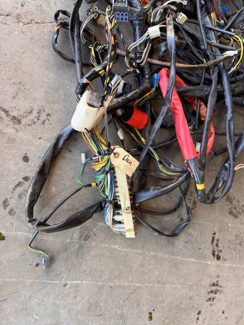 1986-1993 Volvo 240 244 Sedan Dash Body & Chassis Wiring Harness OEM #4971E
