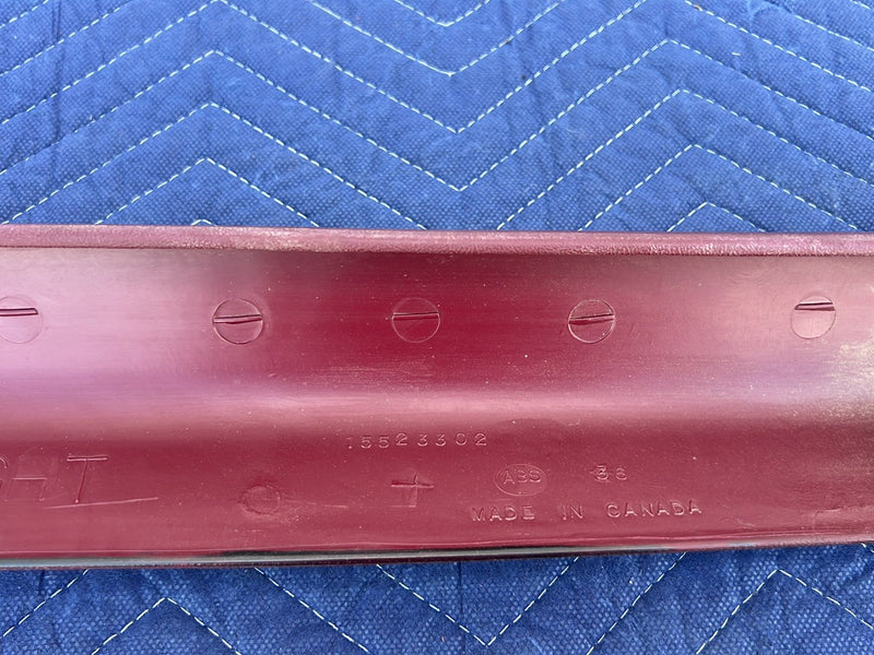 Chevrolet Silverado - A Pillar Trim PN: 15523301 15523302
