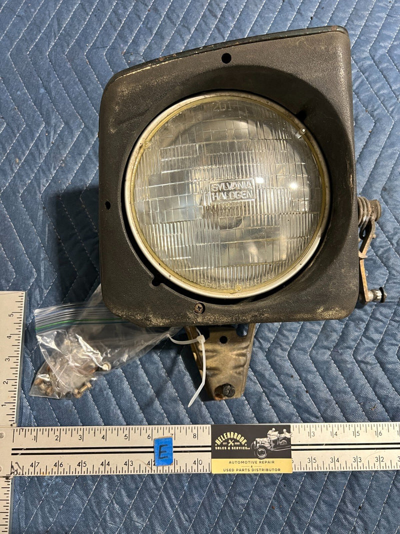 1983-1985 Porsche 944 Front Passenger Right Headlight Lamp Assembly OEM #2483EM