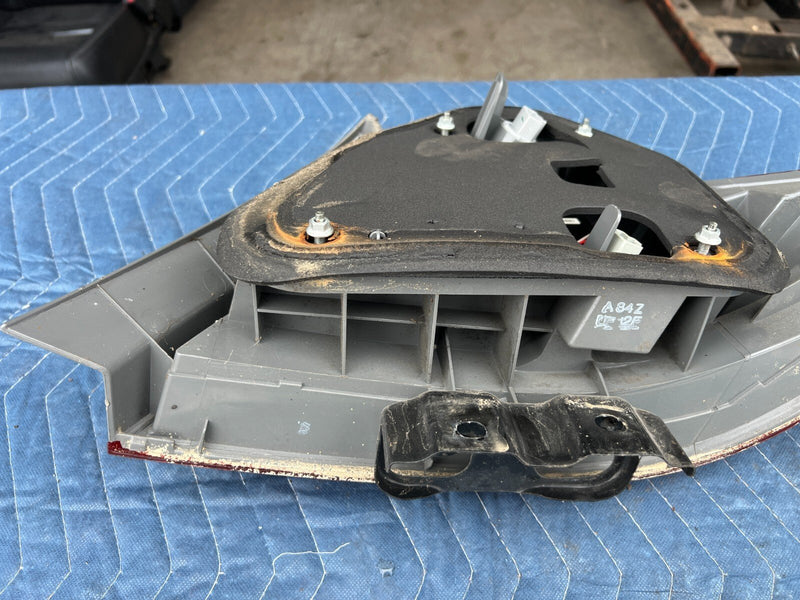 2003-2007 Honda Accord Rear Left LH Driver Tail Light Lamp Assembly OEM #1474CN
