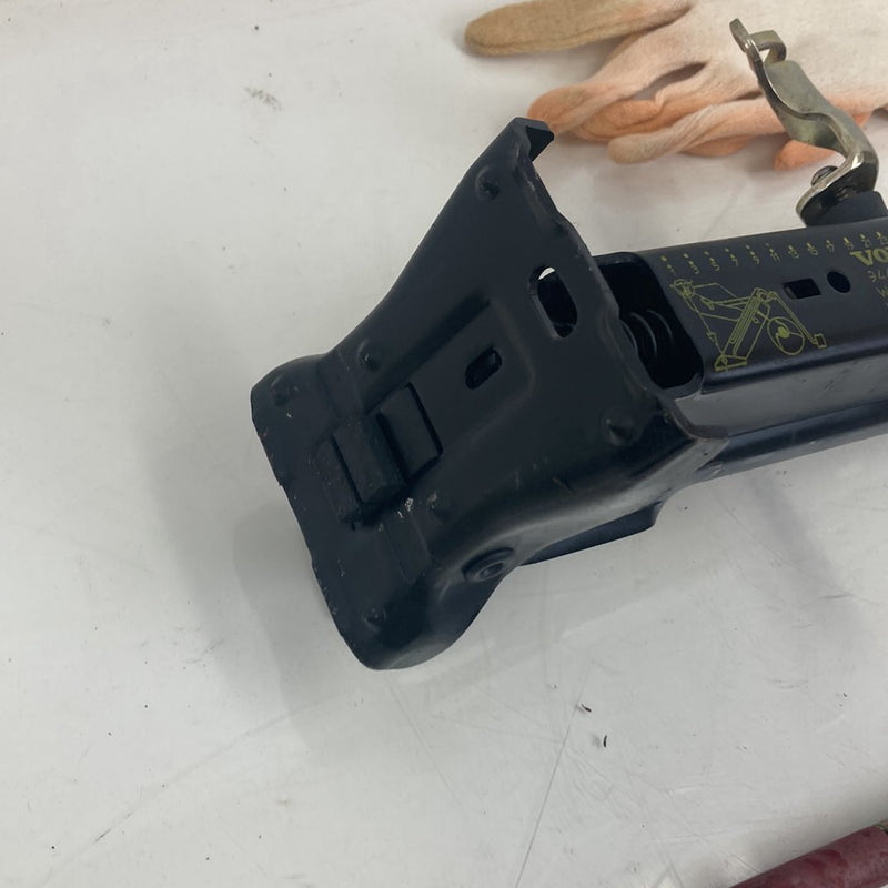 1998-2000 Volvo V70 S70 Emergency Spare Tire Scissor Jack Tool Kit OEM #5219M