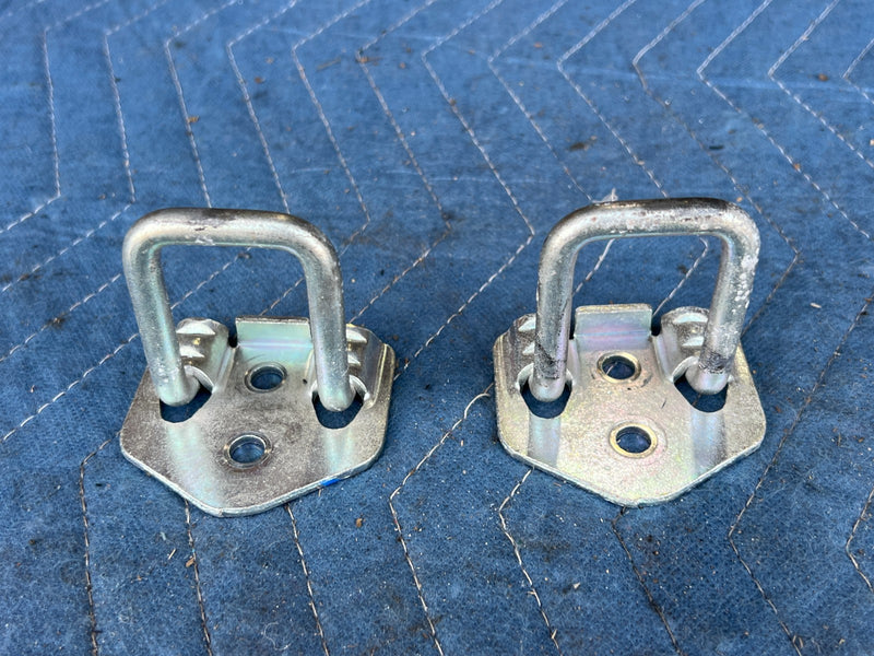 1996-2003 Mercedes W210 E320 Upper Rear Seat Latch Anchor 2nd Row OEM #4686EM