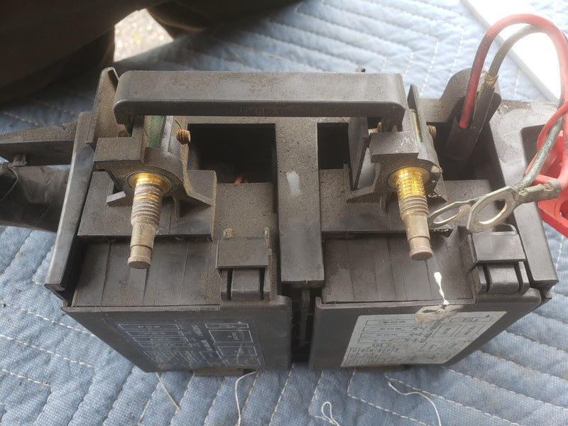 2000-2005 Chevy Impala Main Relay Fuse Box Module 15422998-1 OEM #1923CN
