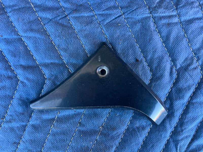 1986-1993 Volvo 240 244 Sedan Rear Upper Corner Roof Trim Pair Green OE #4254EM