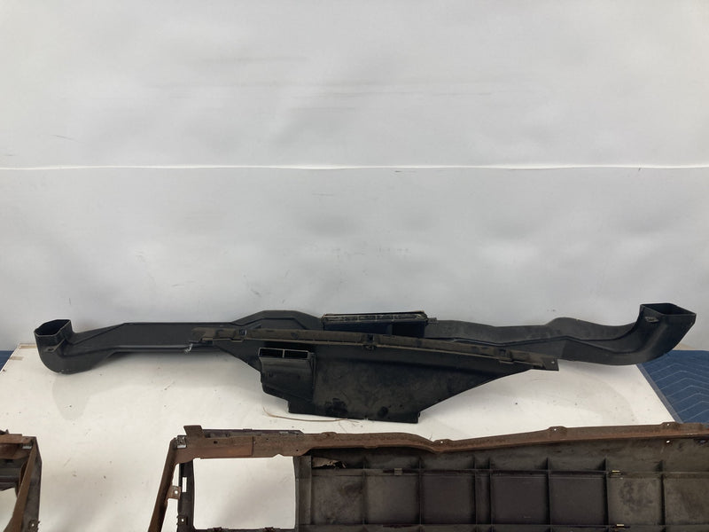 1988 Chevrolet Silverado 1500 GMT400 - Dashboard PN: 15590560
