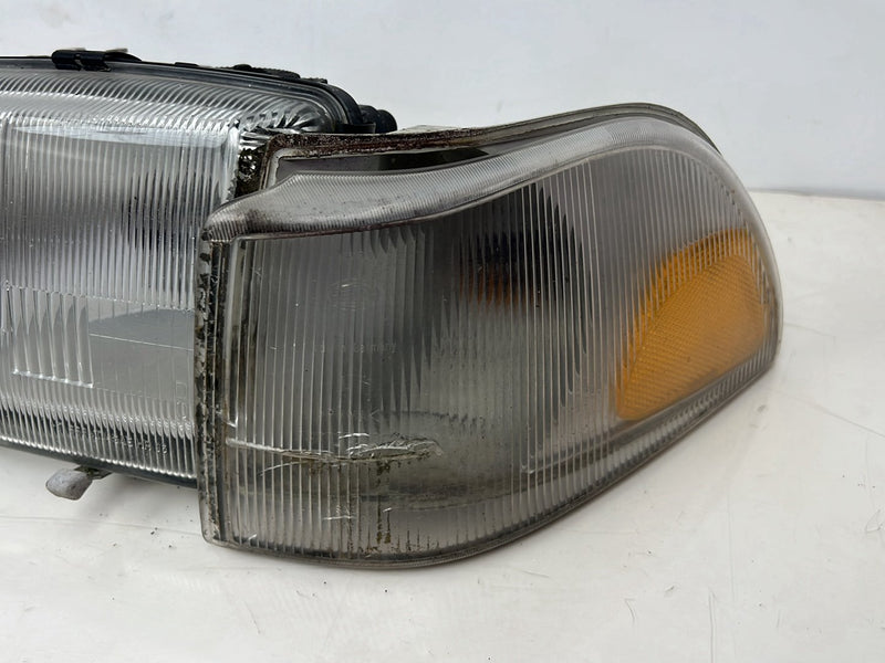 1998-2000 Volvo V70 S70 Front Left Right Headlight Lamp Pair OEM