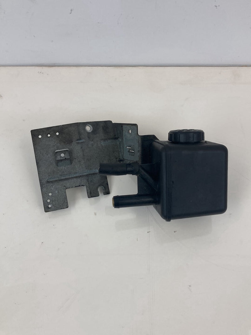 1992 Volvo 940 944 - Power Steering Reservoir PN: 1359621