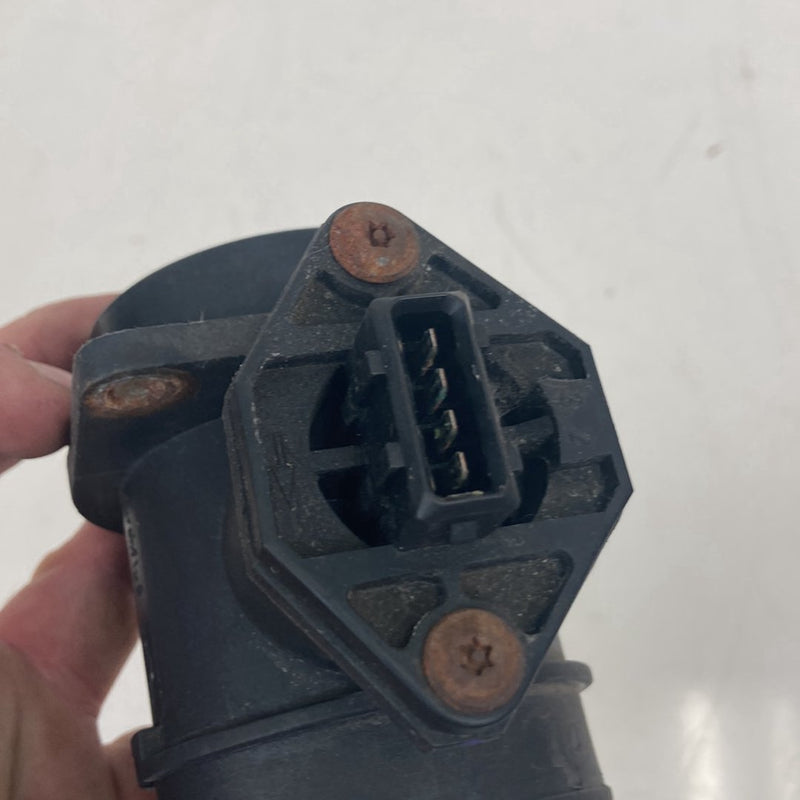 1998-2000 Volvo V70 Mass Air Flow Meter MAF 107 MM112DCA10270 OEM #5185M