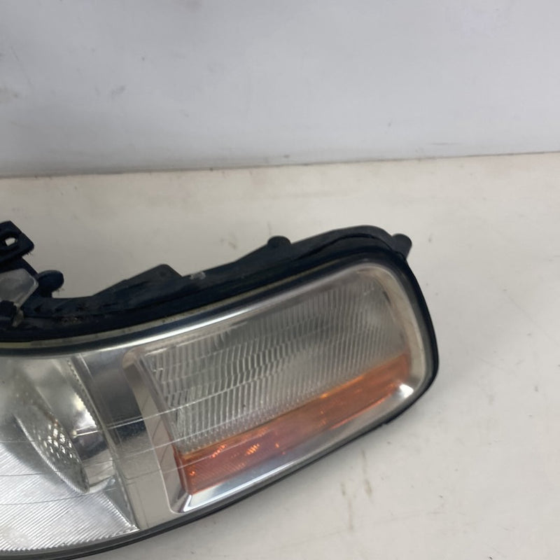 2002-2005 Lincoln Town Car Signature Headlight Assembly Left OEM #5144M