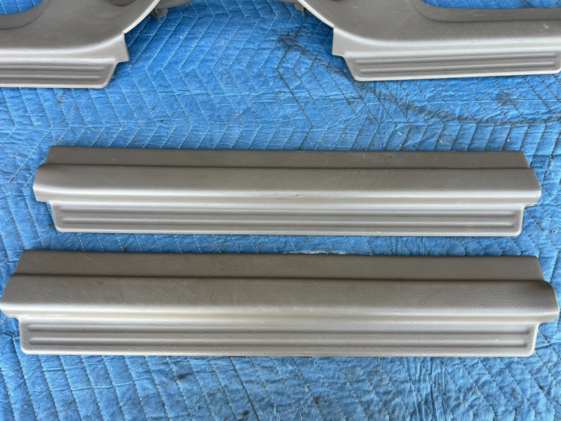 1998-2002 Honda Accord 84251 84261 84211 84201 Door Sill Trim Set LH RH #1974CN
