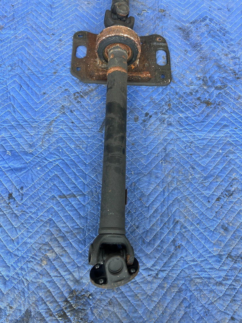 1992-1995 Volvo 940 740 Auto Transmission Center Driveshaft Assembly OEM #3301EM