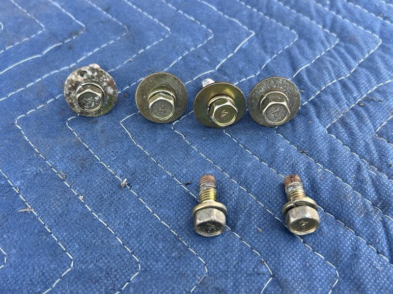 2006-2012 Mitsubishi Eclipse 2.4L Shifter Assembly Hardware Bolts OEM #3511M