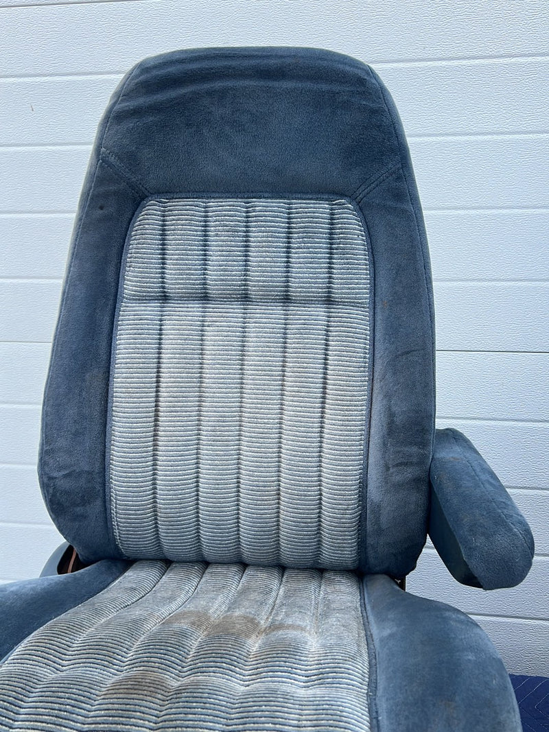 1988-1994 Chevrolet Silverado GMC Front Seat Two-Tone Blue Cloth Pair OE #5508EM