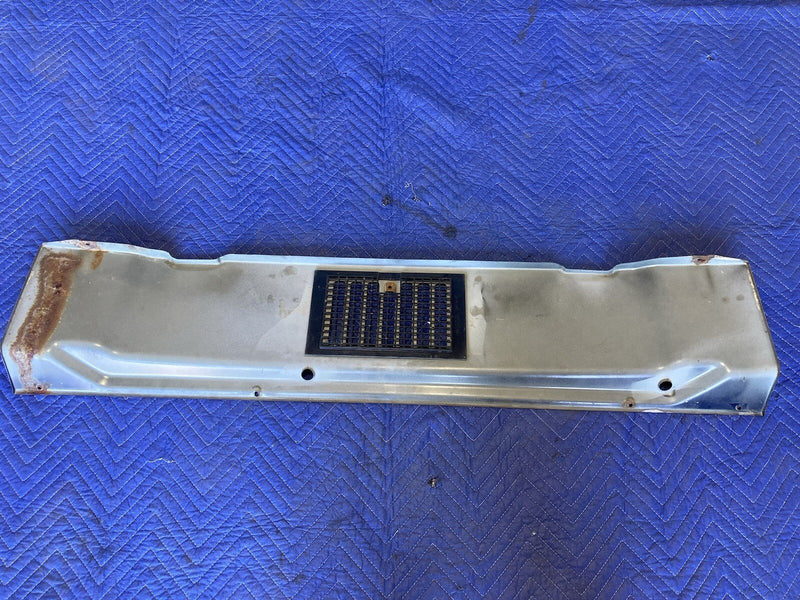 1997-2002 Jeep Wrangler TJ Cowl Panel Trim Vent Black OEM #3289M