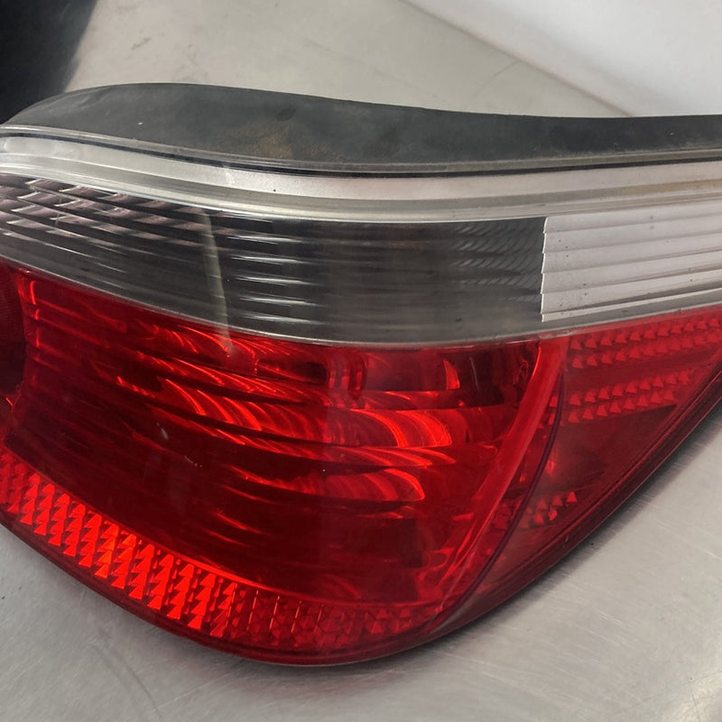 2003-2007 BMW 545i E60 Tail Light Assembly Pair 9910798 6910797 OEM #4906M