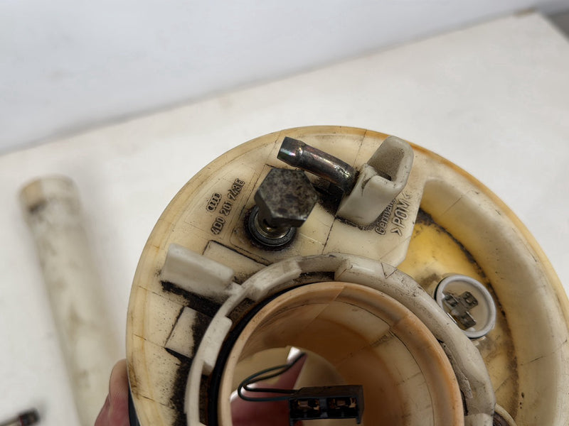 1996-2003 Audi S8 D2 Fuel Pump 4D0298087B/D24D0298133C/4D0906091C/405052002001Z OEM