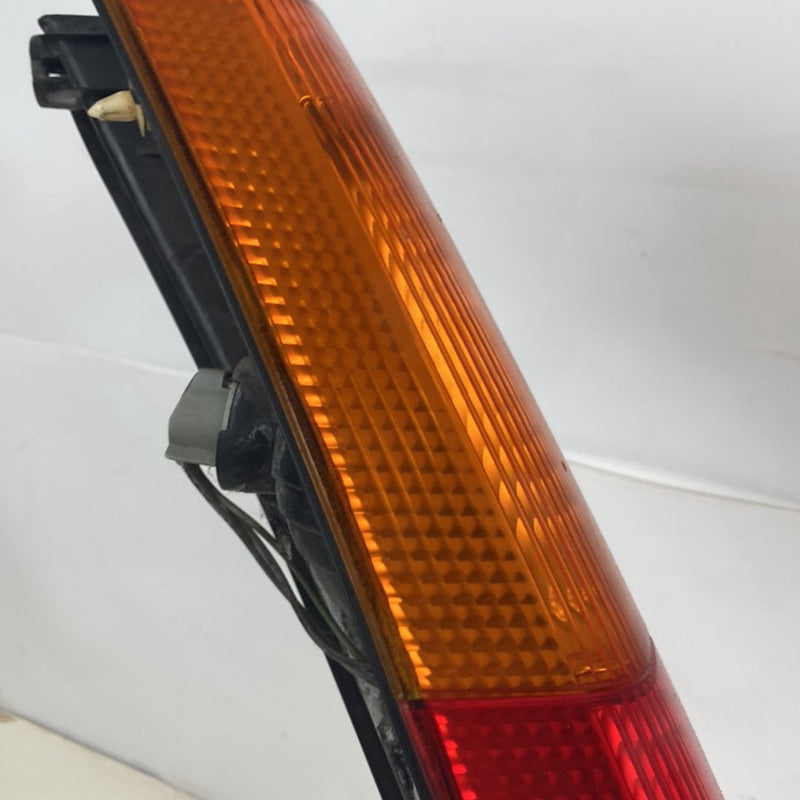 2002-2004 Honda CR-V RD2 Tail Light Left 3355A-SCA-A000 OEM #5100M