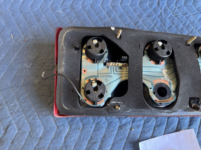 1986-1993 Volvo 240 244 Sedan Left Rear 6 Panel Tail Light Assembly OEM #4894E