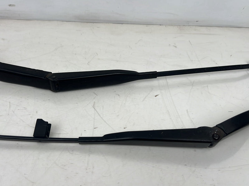 1996-2003 Audi S8 D2 A8 Front Right & Left Windshield Wiper Arm Pair OEM #6451EM