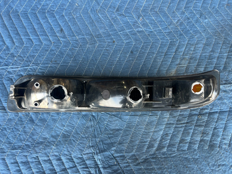 1999-2002 Chevy Silverado GM 1500 2500 Front RH LH Turn Signal Light OEM #1735CN