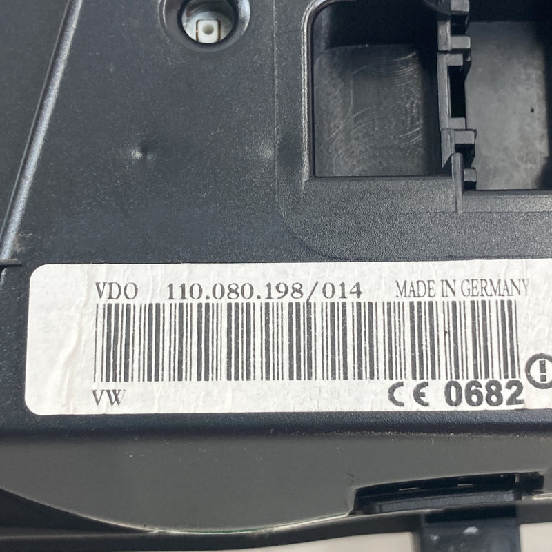2001-2005 Volkswagen Passat Gauge Cluster Speedometer OEM #5491M