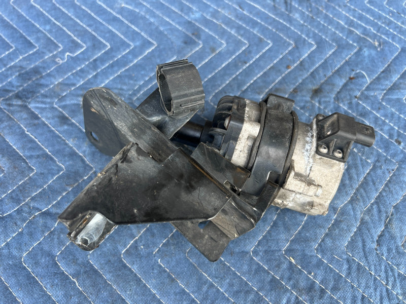 2005-2011 Audi A6 Circulation Water Pump Motor w/ Bracket 4F0145879D OEM #3465EM