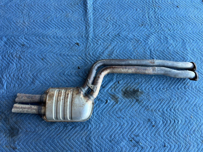 2000-2005 BMW 330xi 325xi E46 Rear Exhaust Resonator Assembly OEM #4835EM