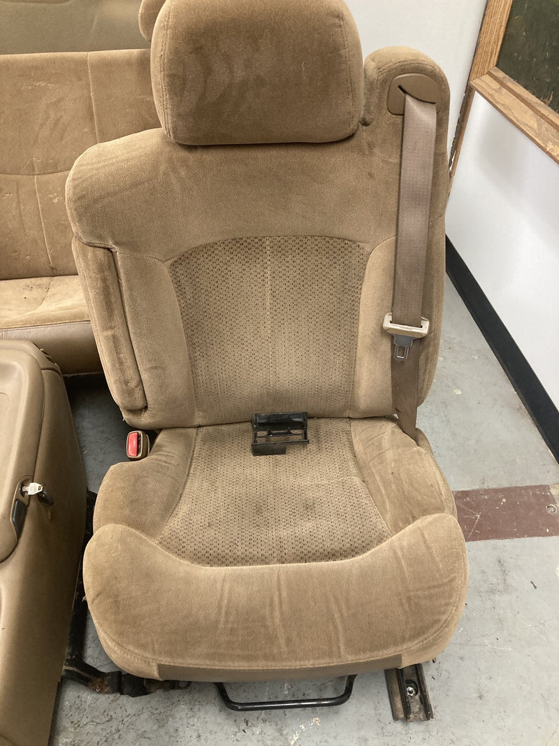 1999-2006 Chevy Silverado GMT800 Complete Oak Peanut Butter Interior Set #3515M