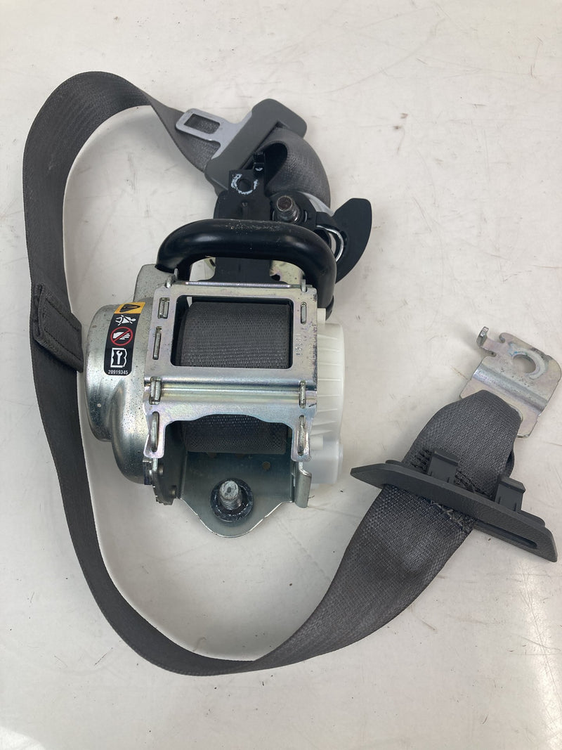 2014-2018 Chevrolet Silverado GMT900 Seat Belt Front Right 84846426 OEM #5617M