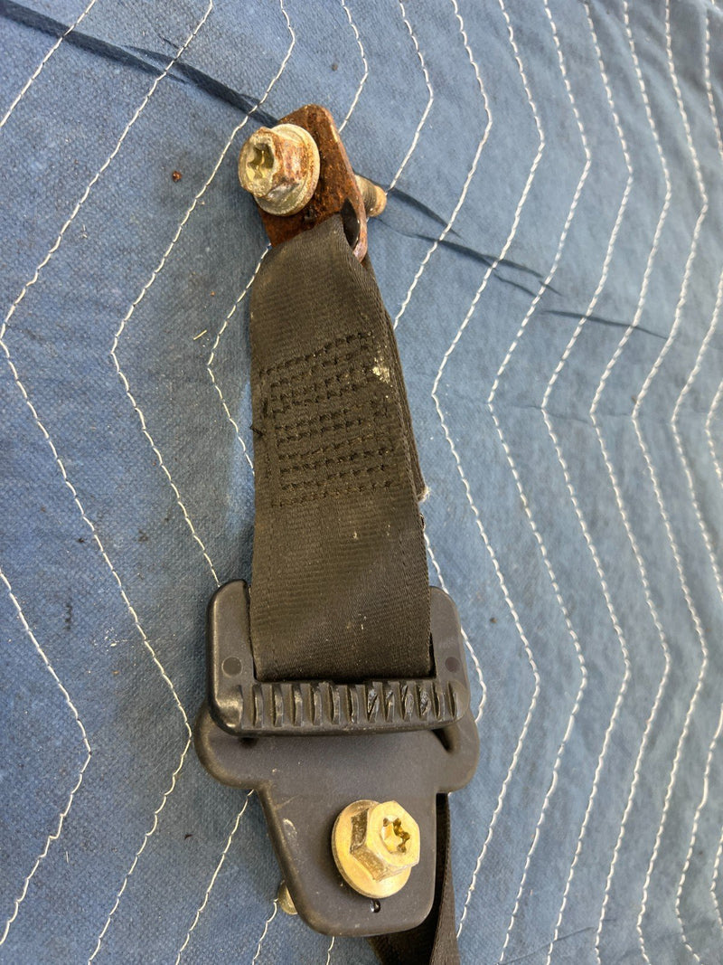 1992-1995 Volvo 940 740 Wagon LH & RH Rear Seat Belt Retractor Set OEM #3174EM