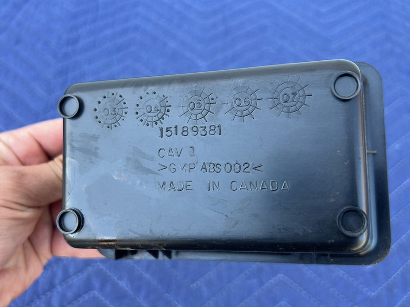 Chevrolet Silverado - Center Console Trim PN: 15189381
