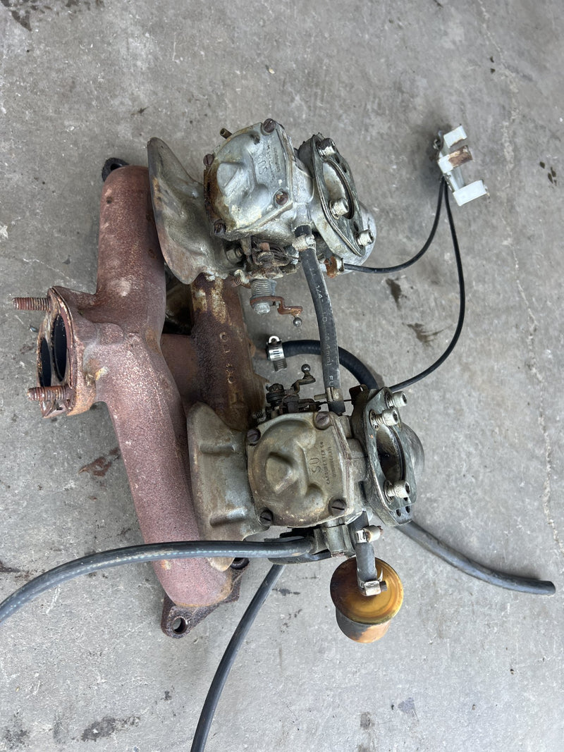 1967-1974 Volvo 140 142 Intake Manifold & SU Carburetor Co. Pair OEM #4962EM