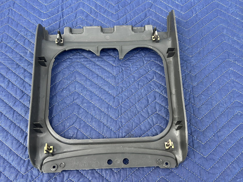 Chevrolet Silverado - Center Console Trim PN: 15070499