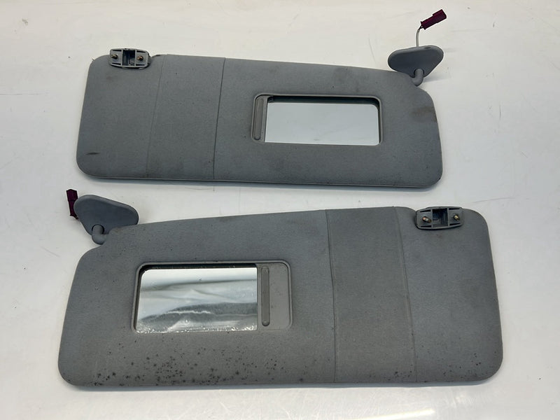 2006 BMW X5 E53 - Sun Visor