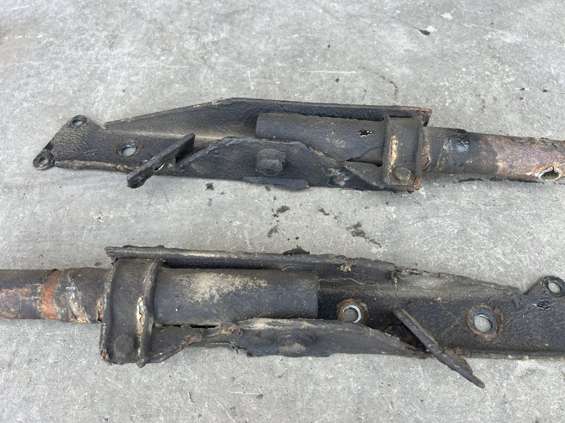 1967-1974 Volvo 140 142 Rear Left & Right Bumper Shock Pair OEM #5089EM