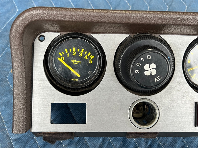 1983-1985 Porsche 944 AC Climate Control Oil Pressure Gauge Panel OEM #2423EM