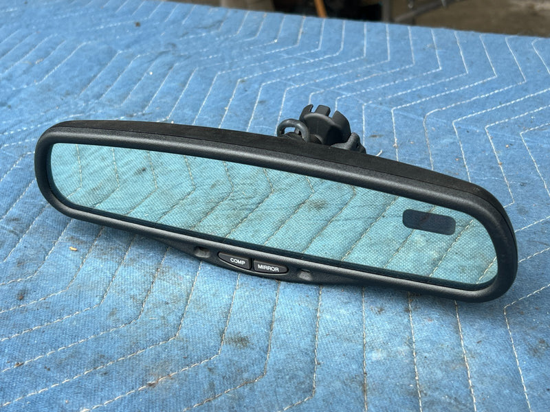 2002-2006 Toyota Camry  Rear View Mirror  Auto Dim OEM #74DU